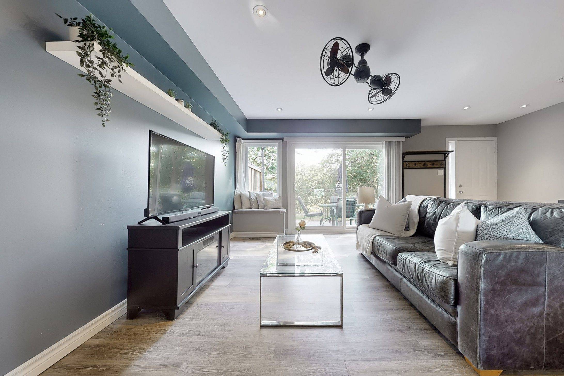 Aurora, ON L4G 3M2,195 Milestone CRES