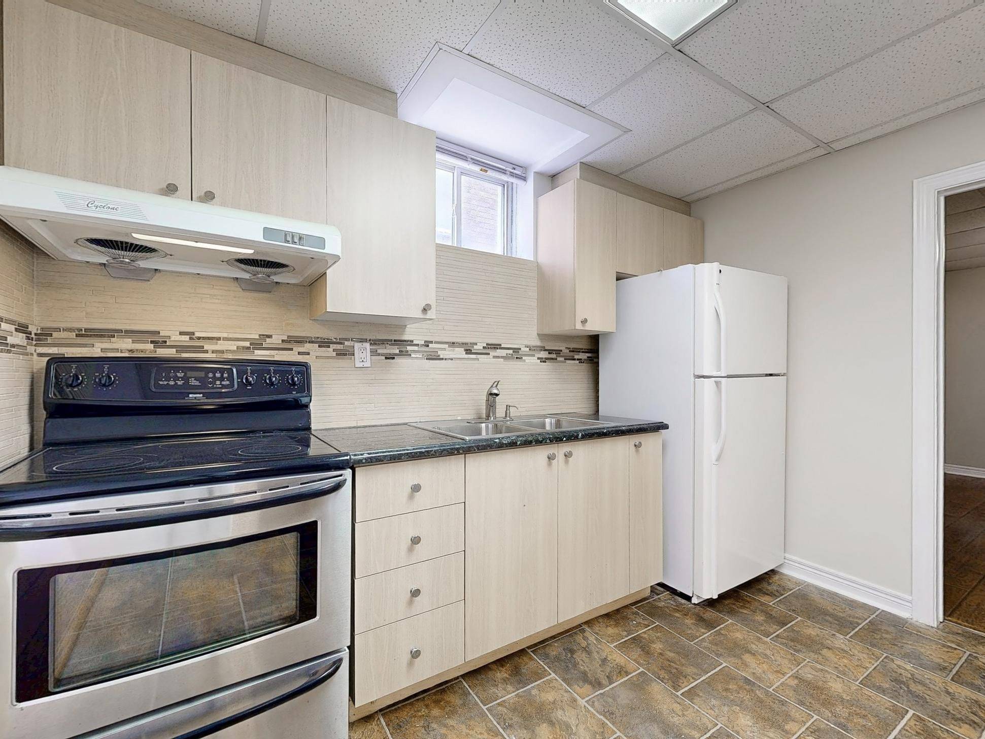 Richmond Hill, ON L4S 1B1,5 Cantex CT #Basement Unit-A