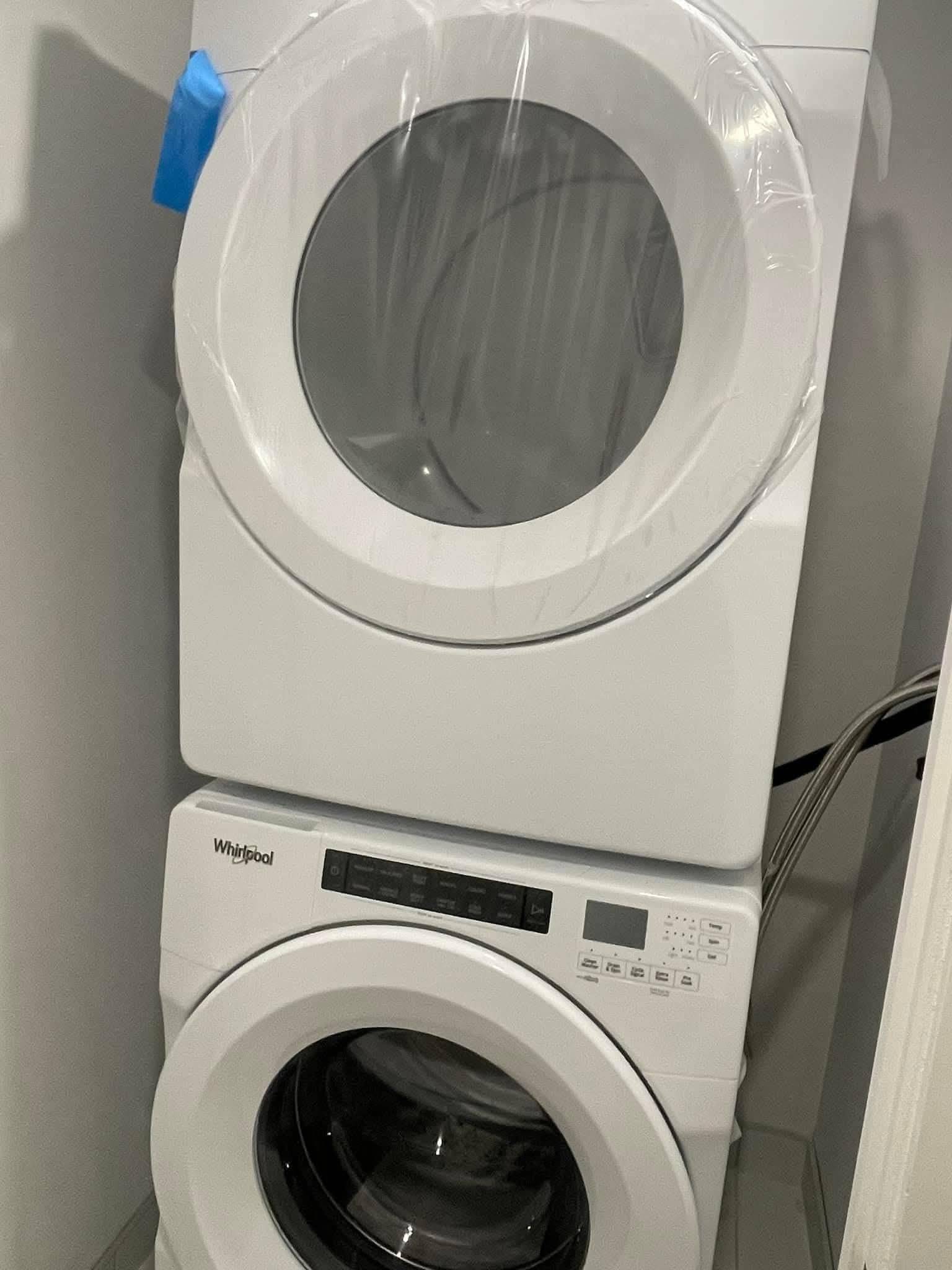 Toronto W06, ON M8V 0J6,10 Lloyd Janes Blk LN #188