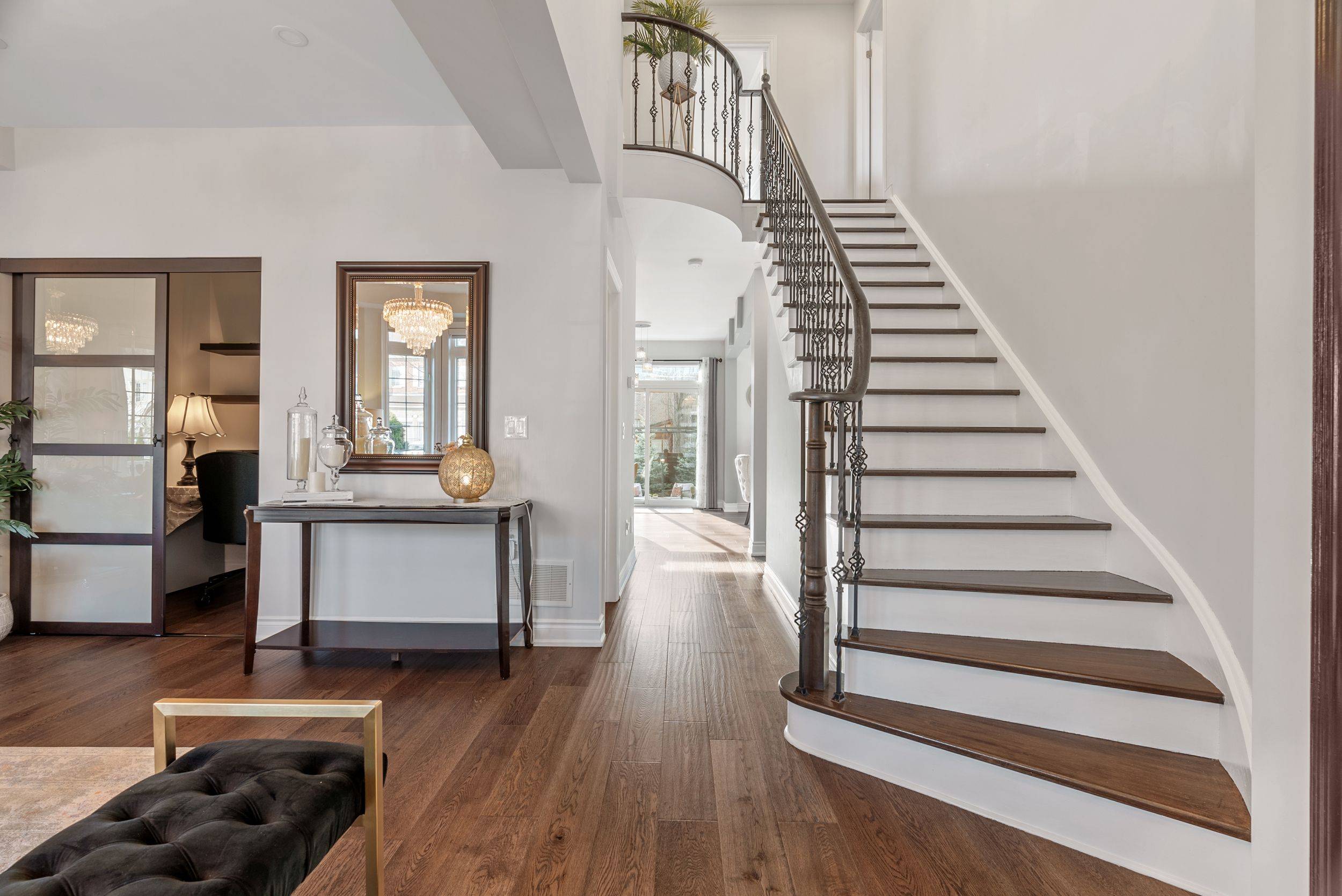 Oakville, ON L6L 0A4,174 Milkweed WAY