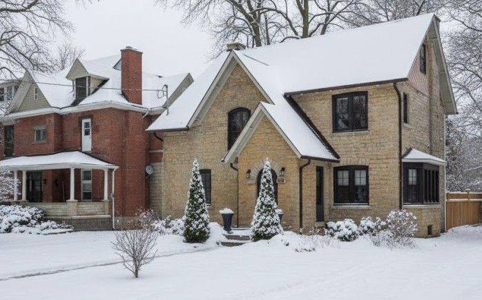 Owen Sound, ON N4K 4W1,1075 4th AVE W