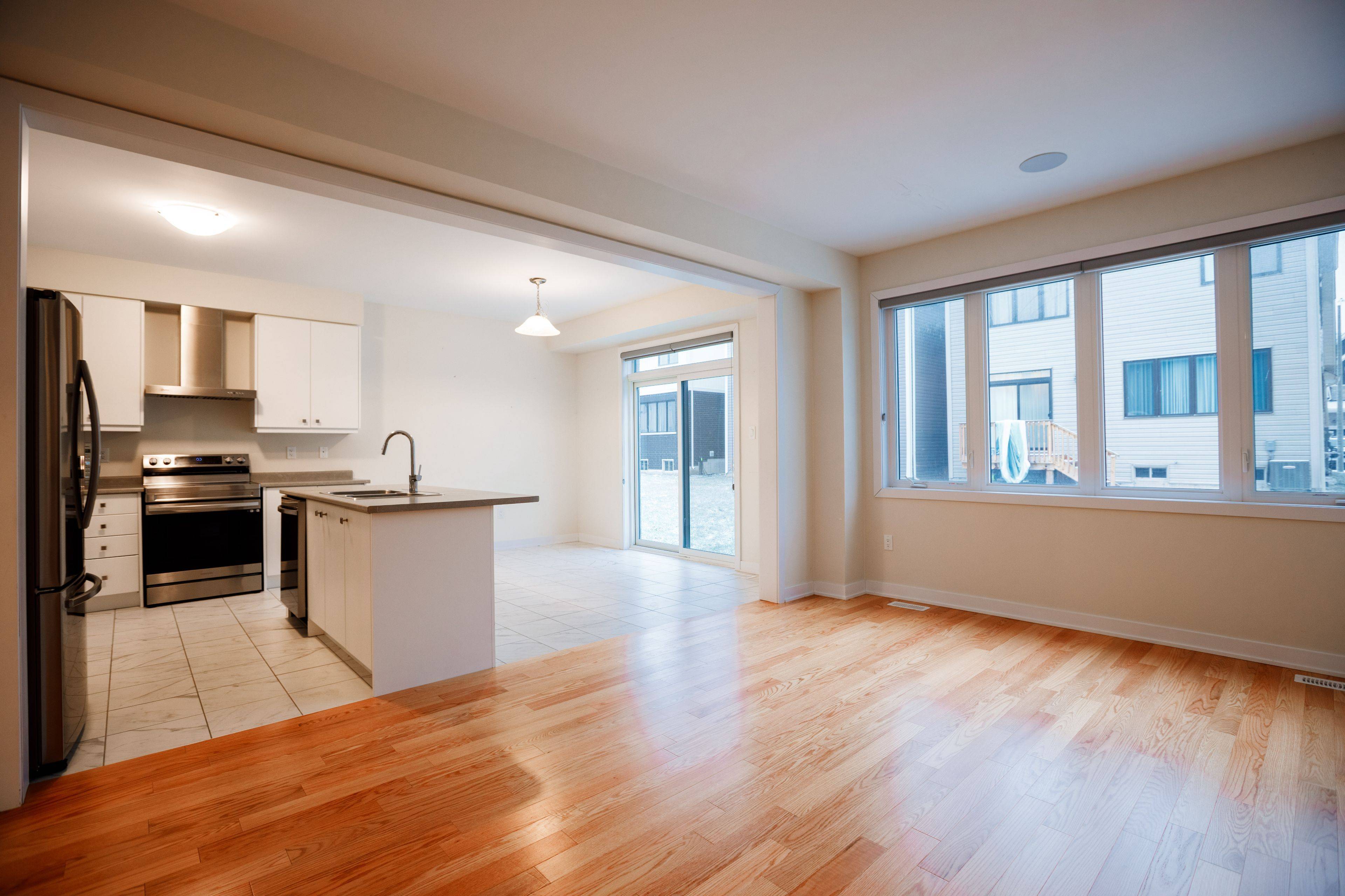 Welland, ON L3B 0M2,16 Stern DR