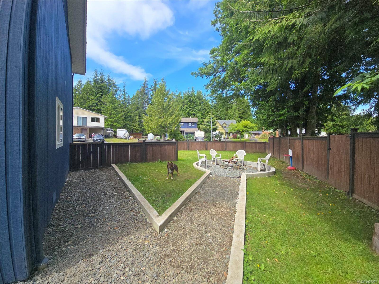 Port Hardy, BC V0N 2P0,9477 Scott St #A