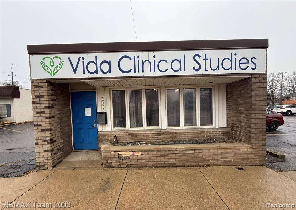 Dearborn Heights, MI 48127,24326 W Warren ST