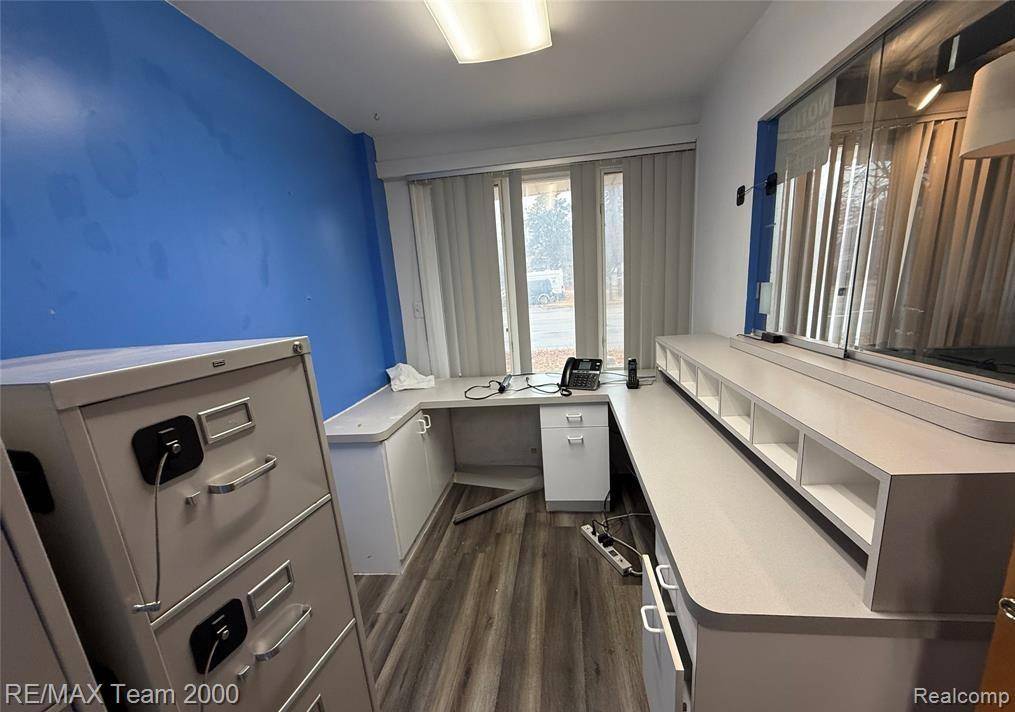 Dearborn Heights, MI 48127,24326 W Warren ST