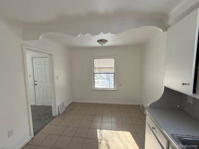 Detroit, MI 48205,16081 Rossini DR