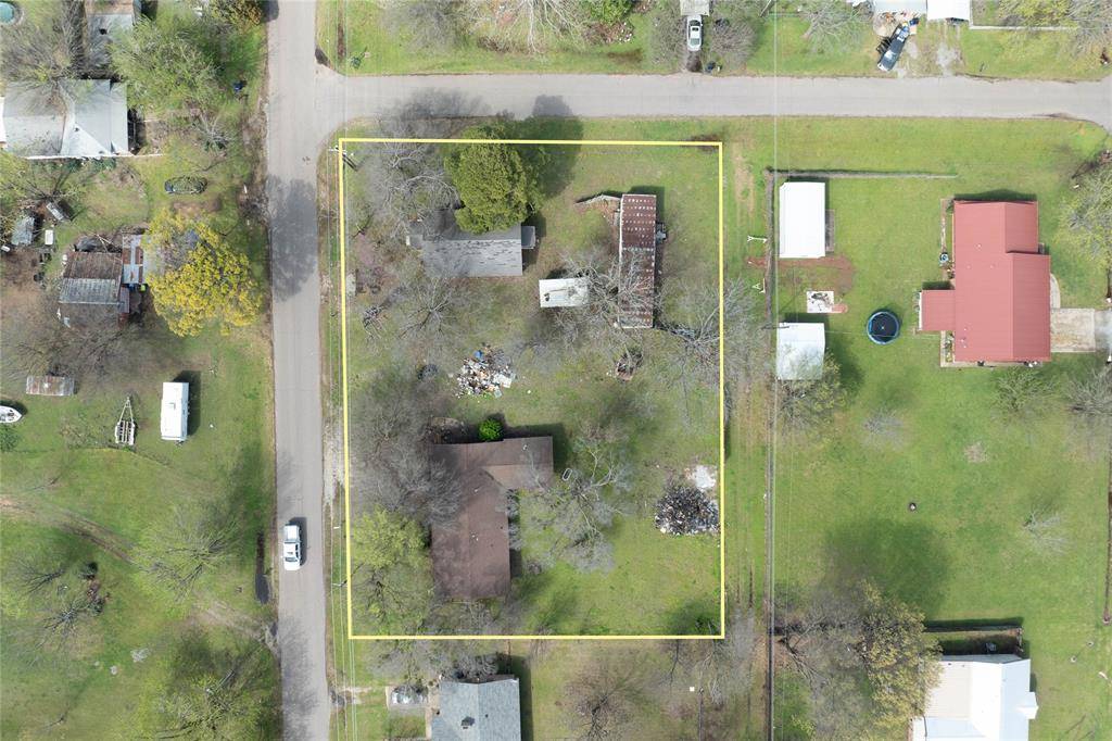 Colbert, OK 74733,210 and 218 N Collins