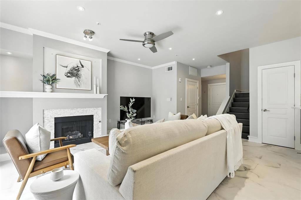 Fort Worth, TX 76107,3320 Camp Bowie Boulevard #1205