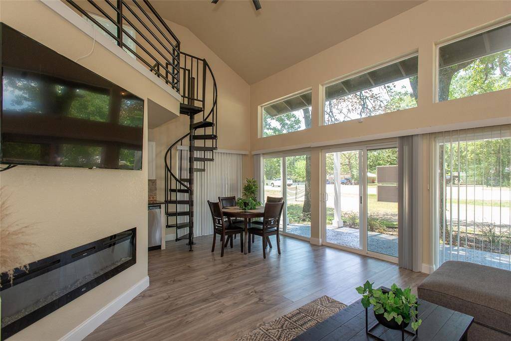 Log Cabin, TX 75148,6120 Payne Road