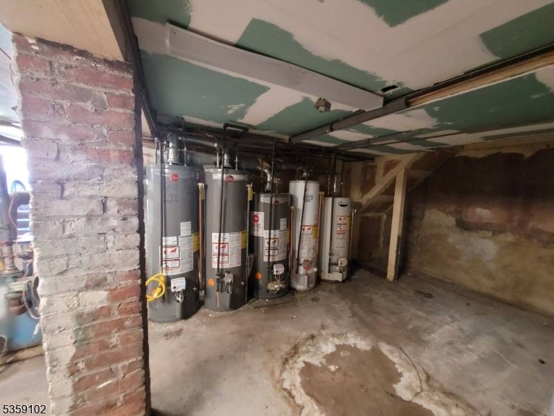 Elizabeth City, NJ 07202,232-234 Niles St