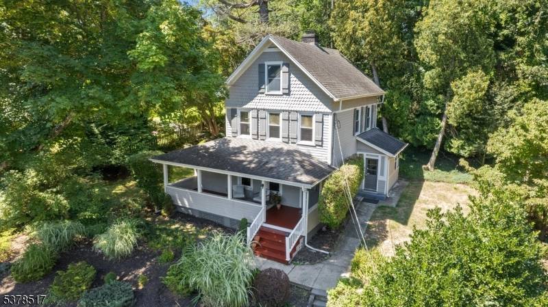 West Caldwell Twp., NJ 07006,254 Runnymede Rd