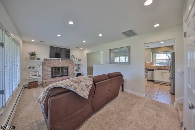 East Amwell Twp., NJ 08551,112 Old York Rd