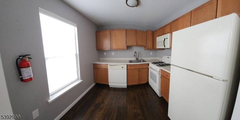 Perth Amboy City, NJ 08861,532 Great Beds Ct #532