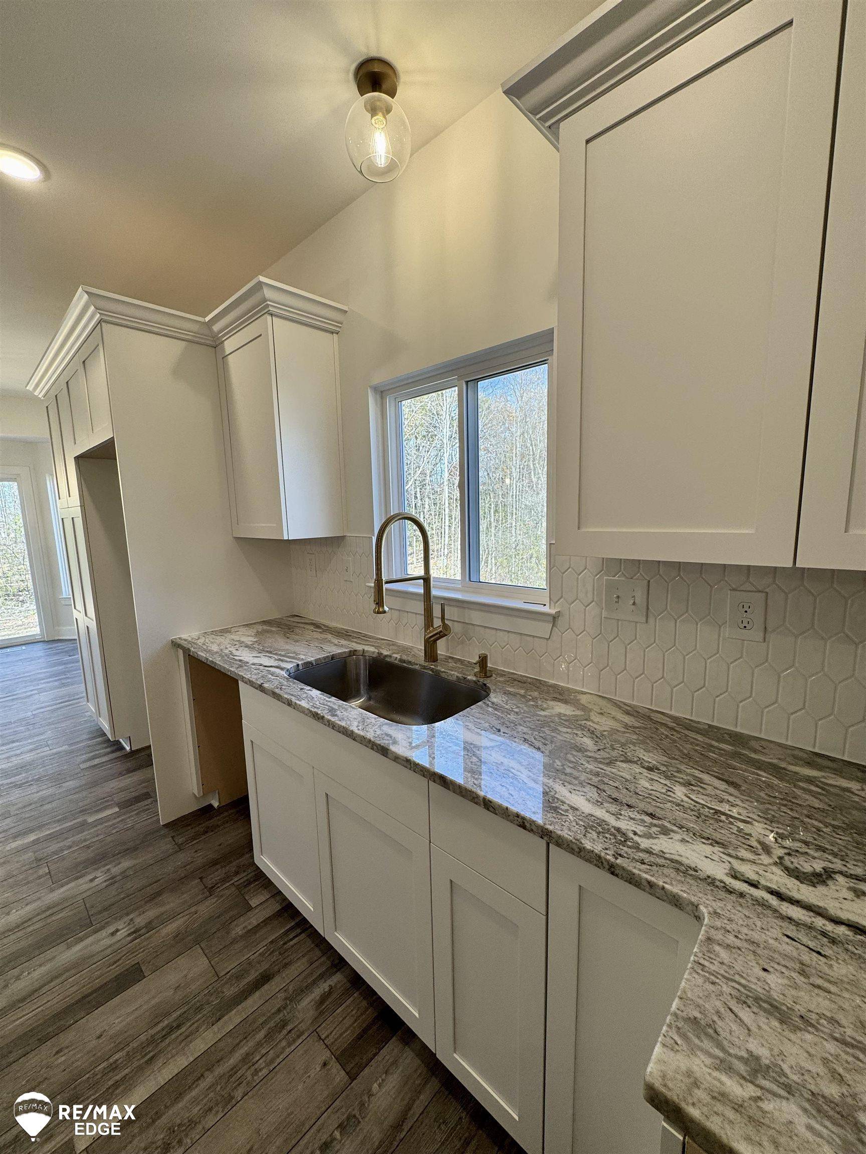 Grand Blanc, MI 48439,8019 Bradbury LN