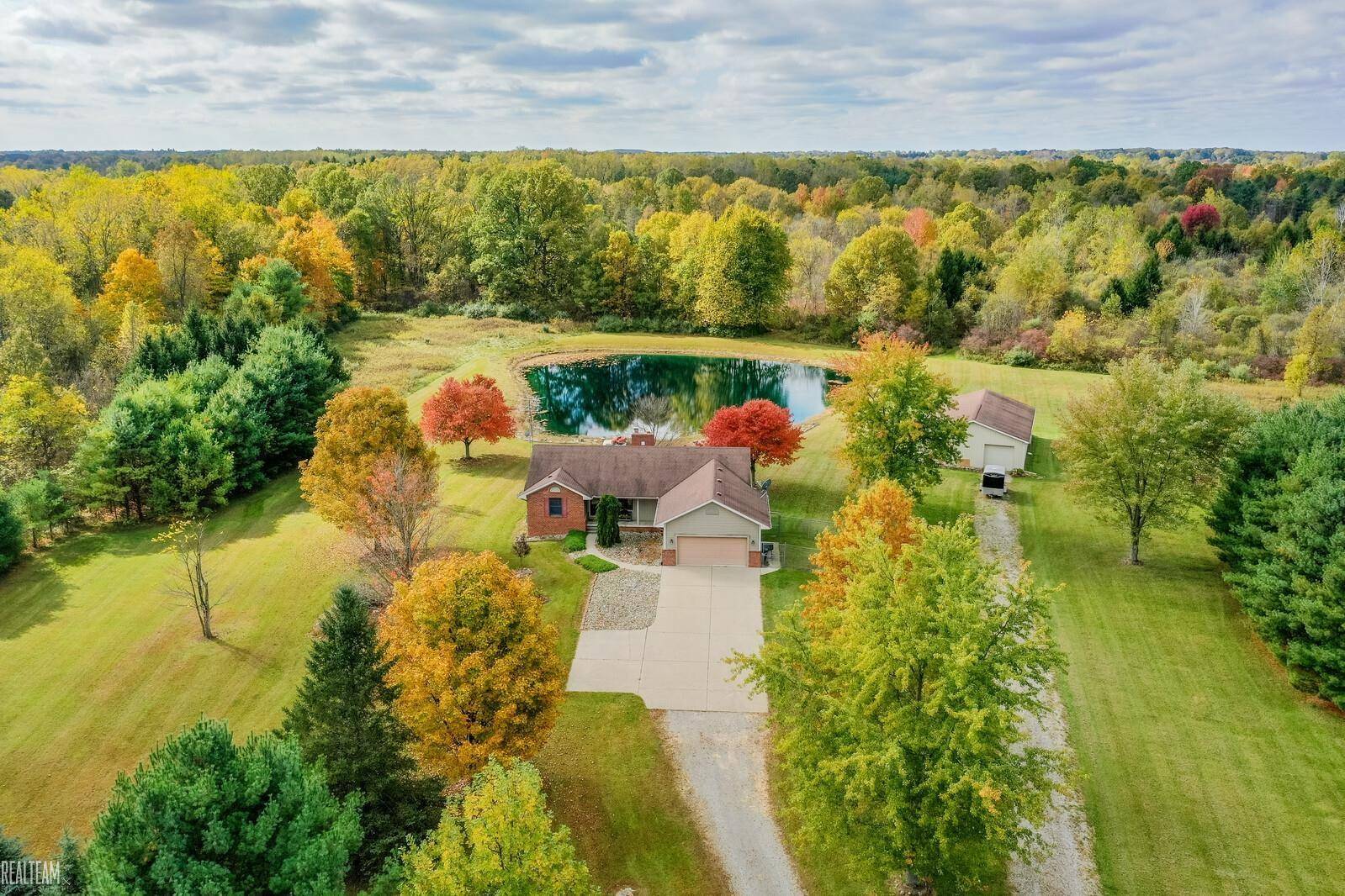 Columbiaville, MI 48421,4629 N Lake RD