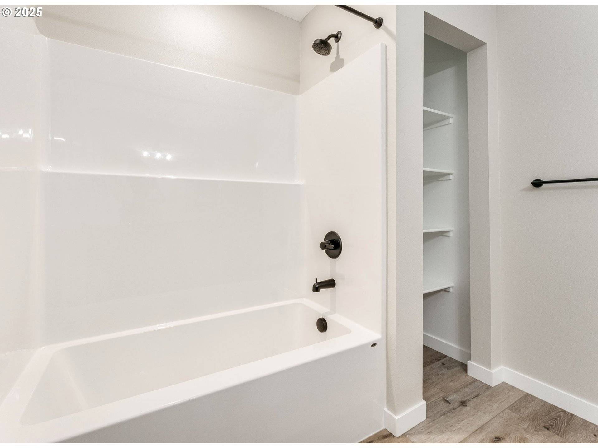 Portland, OR 97236,14362 SE KNIGHT ST