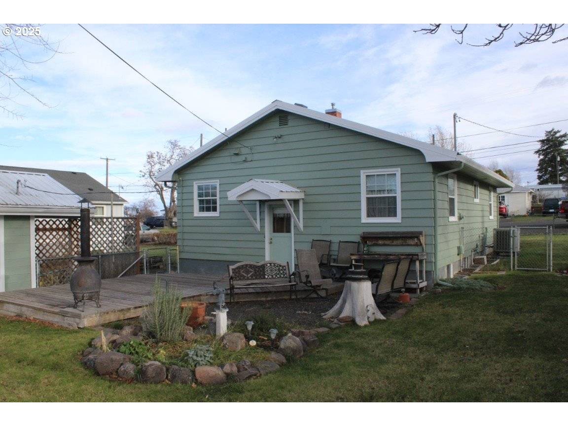 Pilot Rock, OR 97868,343 NE DOUGLAS ST