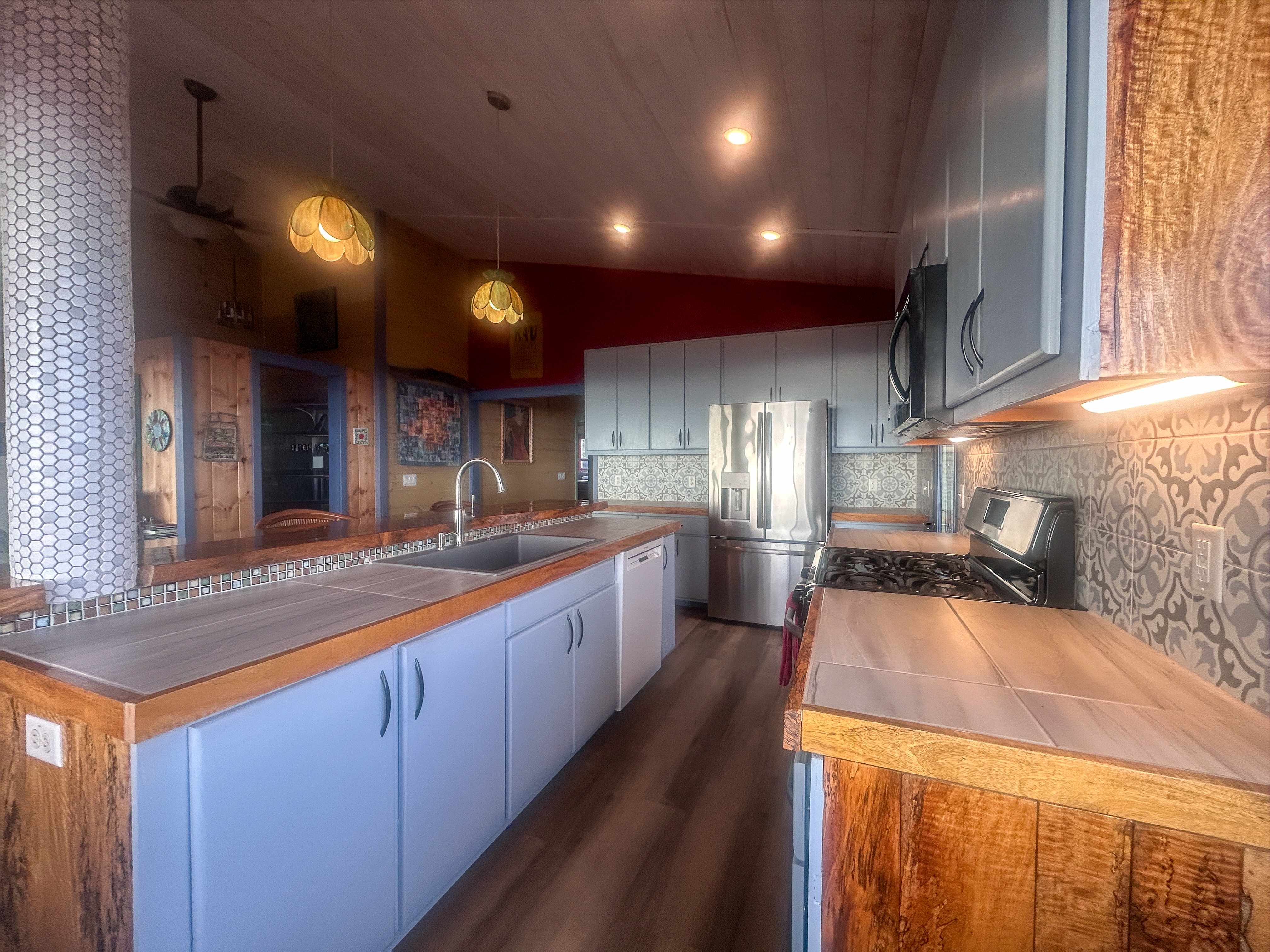 Ocean View, HI 96737,92-8427 HIBISCUS DR