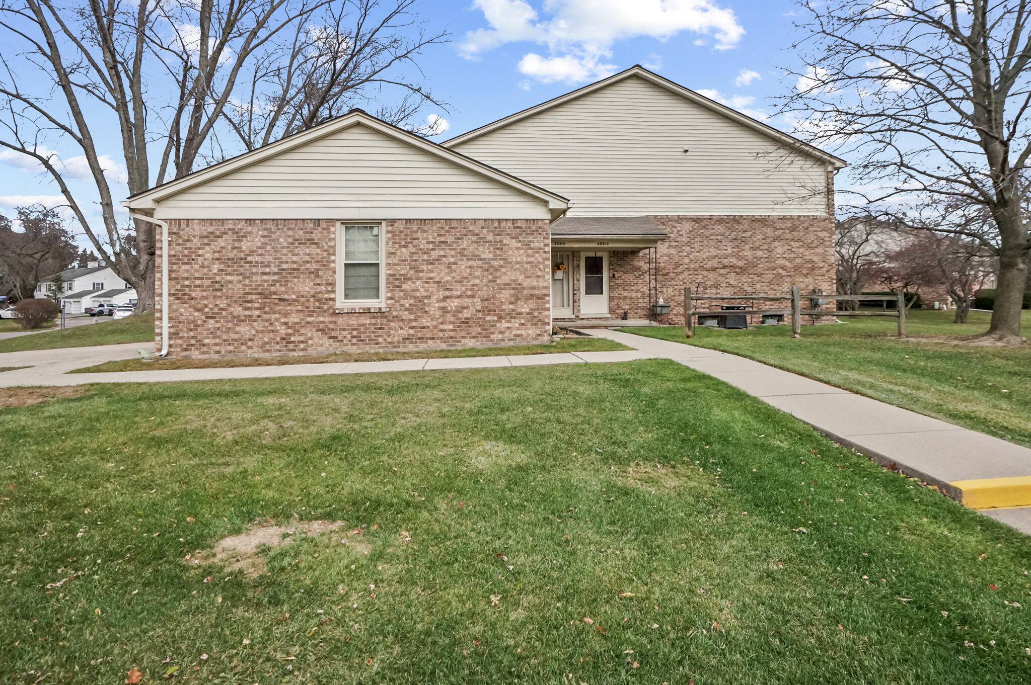 Clinton Twp, MI 48038,38513 Capetown CT #169