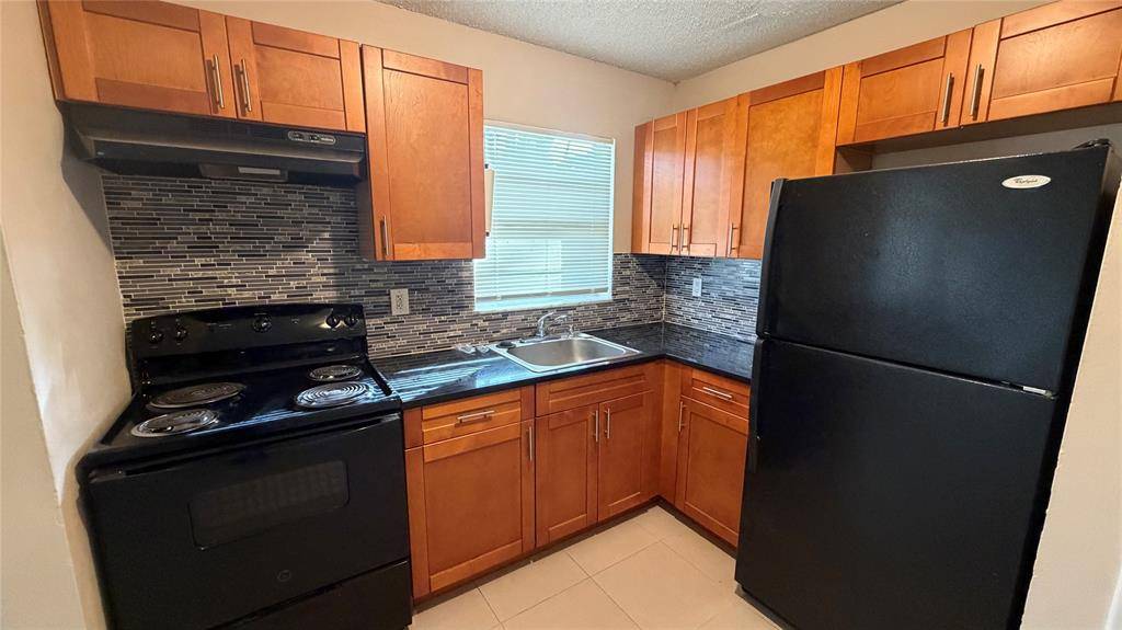 Oakland Park, FL 33334,5180 NE 6TH AV #602