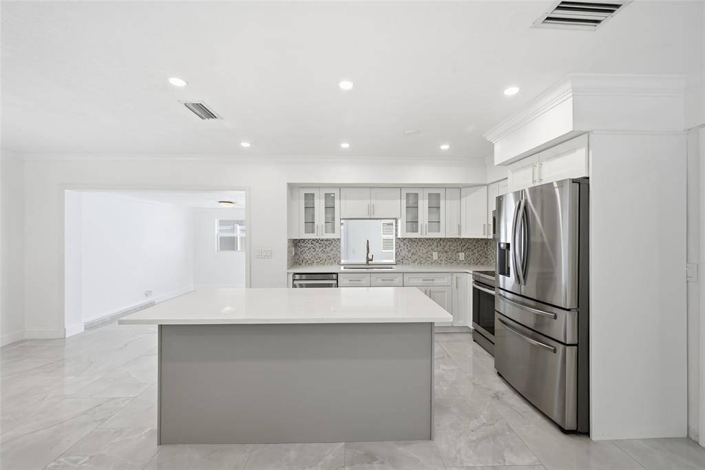 Deerfield Beach, FL 33441,1400 SE 8th Ave