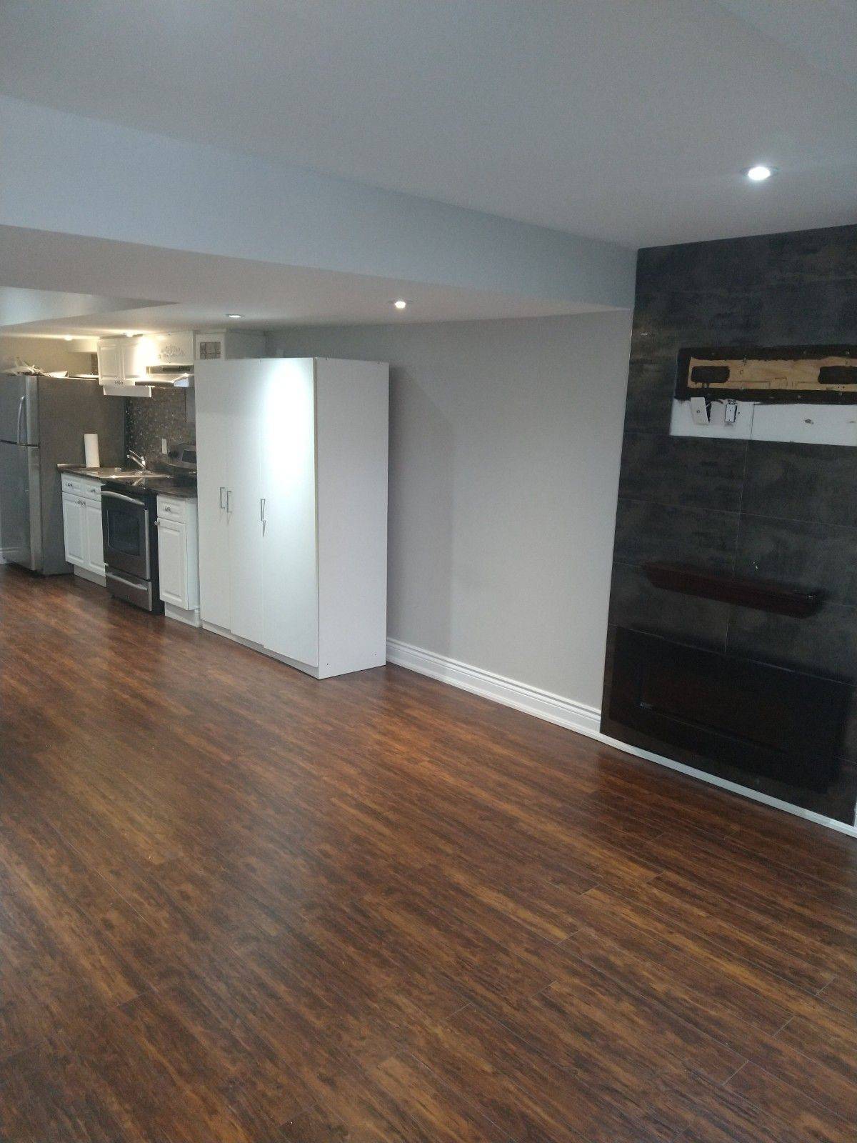 Bradford West Gwillimbury, ON L3Z 0P3,129 Matthewson AVE