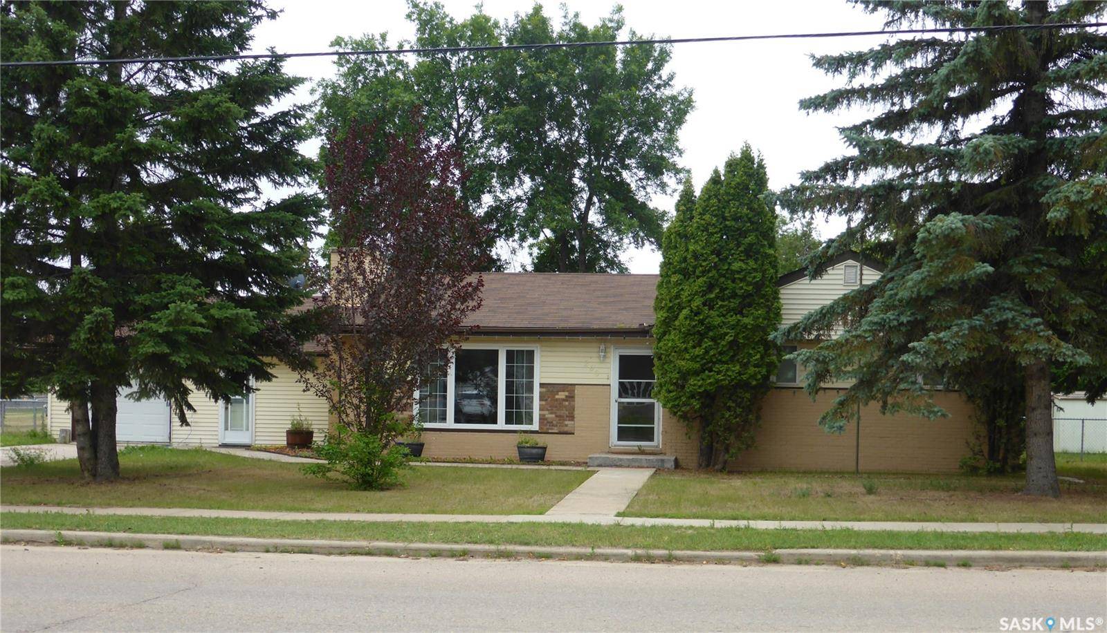 St. Walburg, SK S0M 2T0,260 1st AVENUE E
