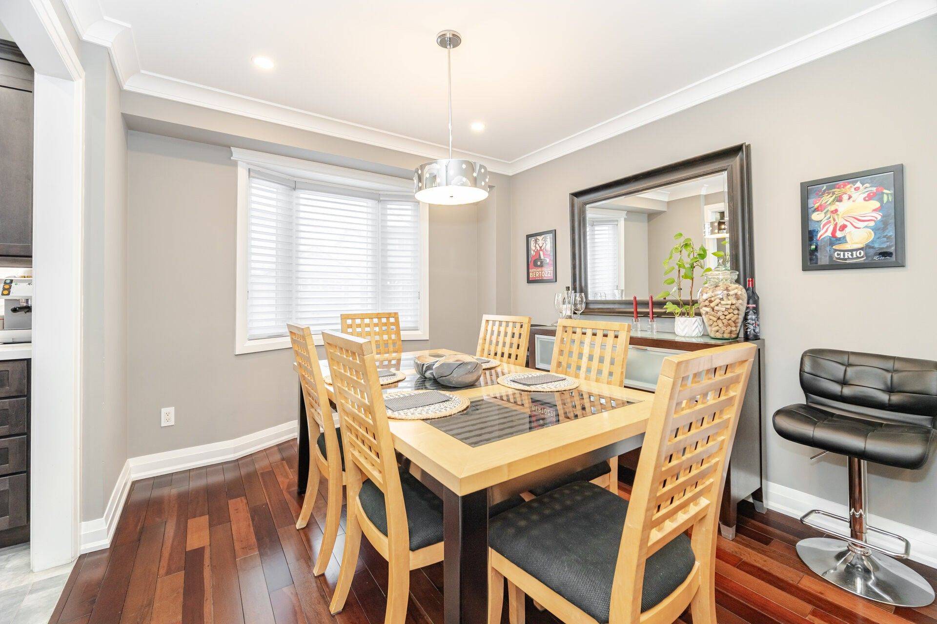 Brampton, ON L6Z 2C2,62 Oleander CRES