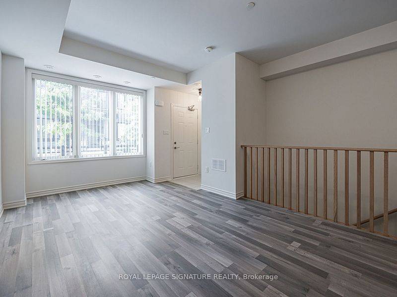 Mississauga, ON L5J 1L4,1150 Stroud LN #14