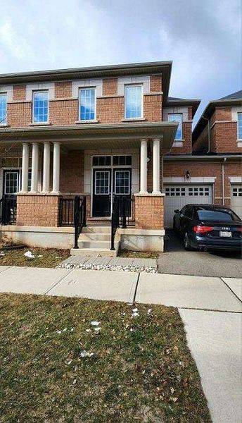 Oakville, ON L6H 7C4,121 Huguenot RD