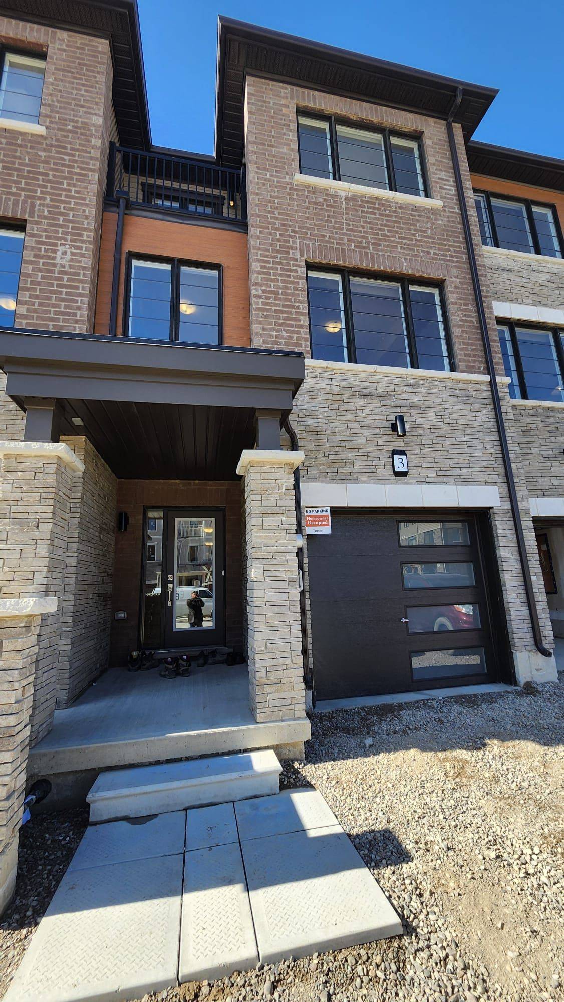 Brantford, ON N3T 0W5,3 Hine RD