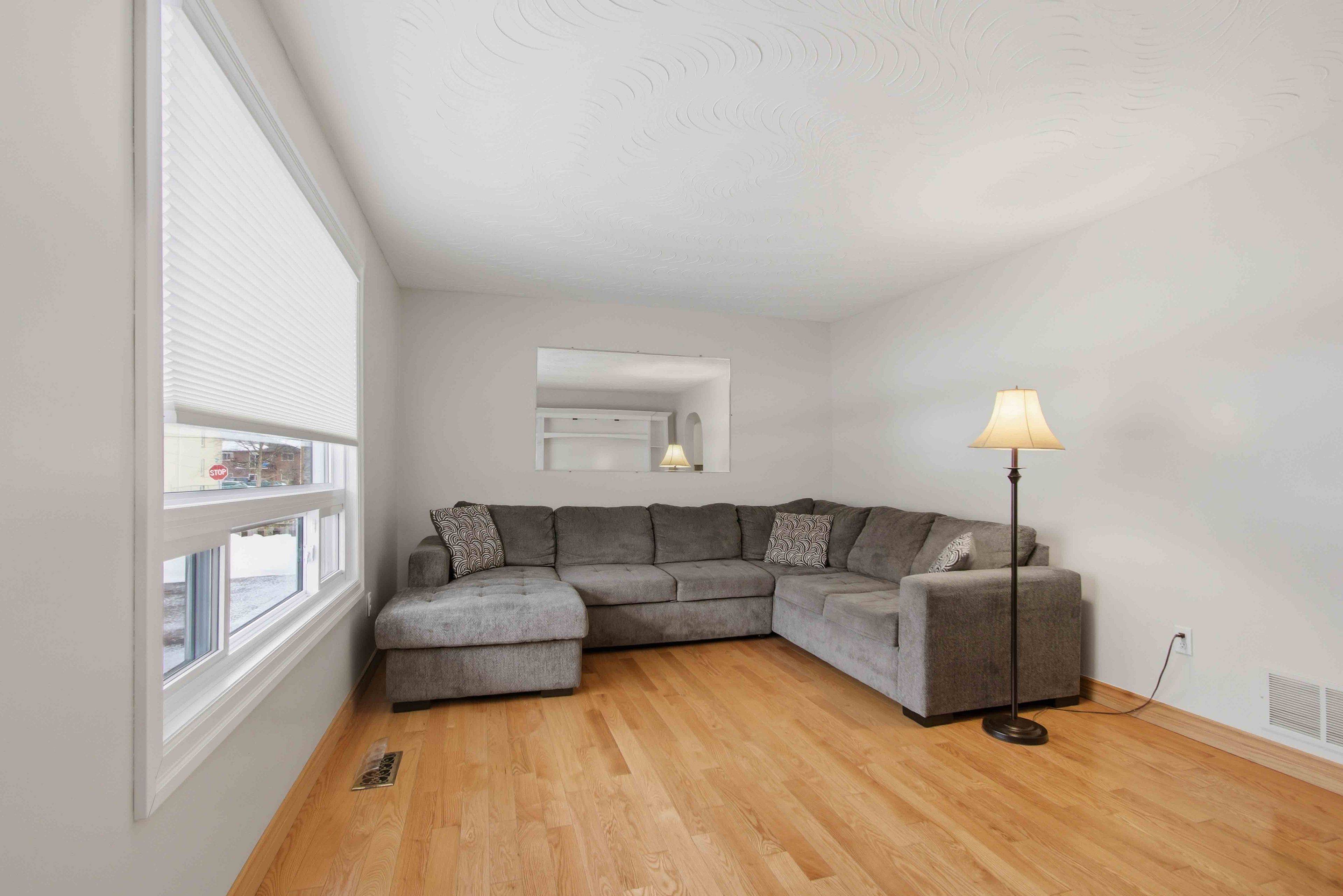 Quinte West, ON K8V 2W3,6 Kerr CRES