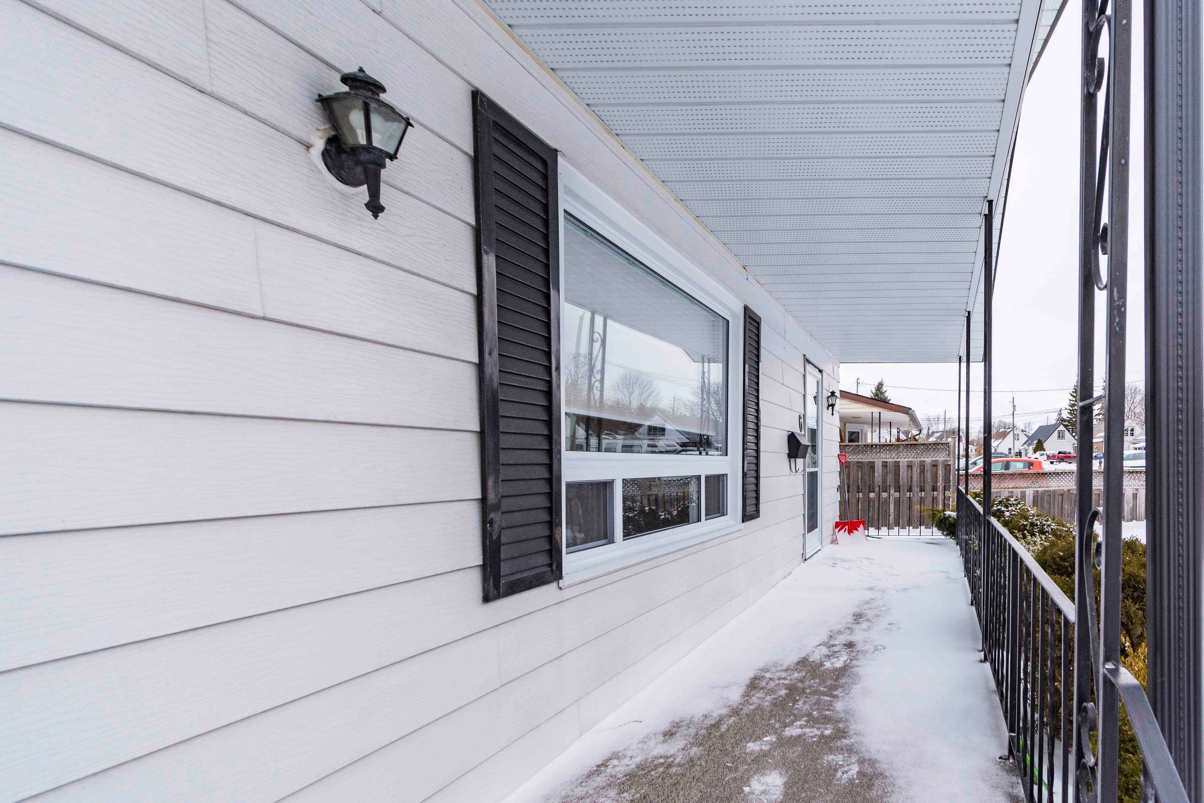 Quinte West, ON K8V 2W3,6 Kerr CRES