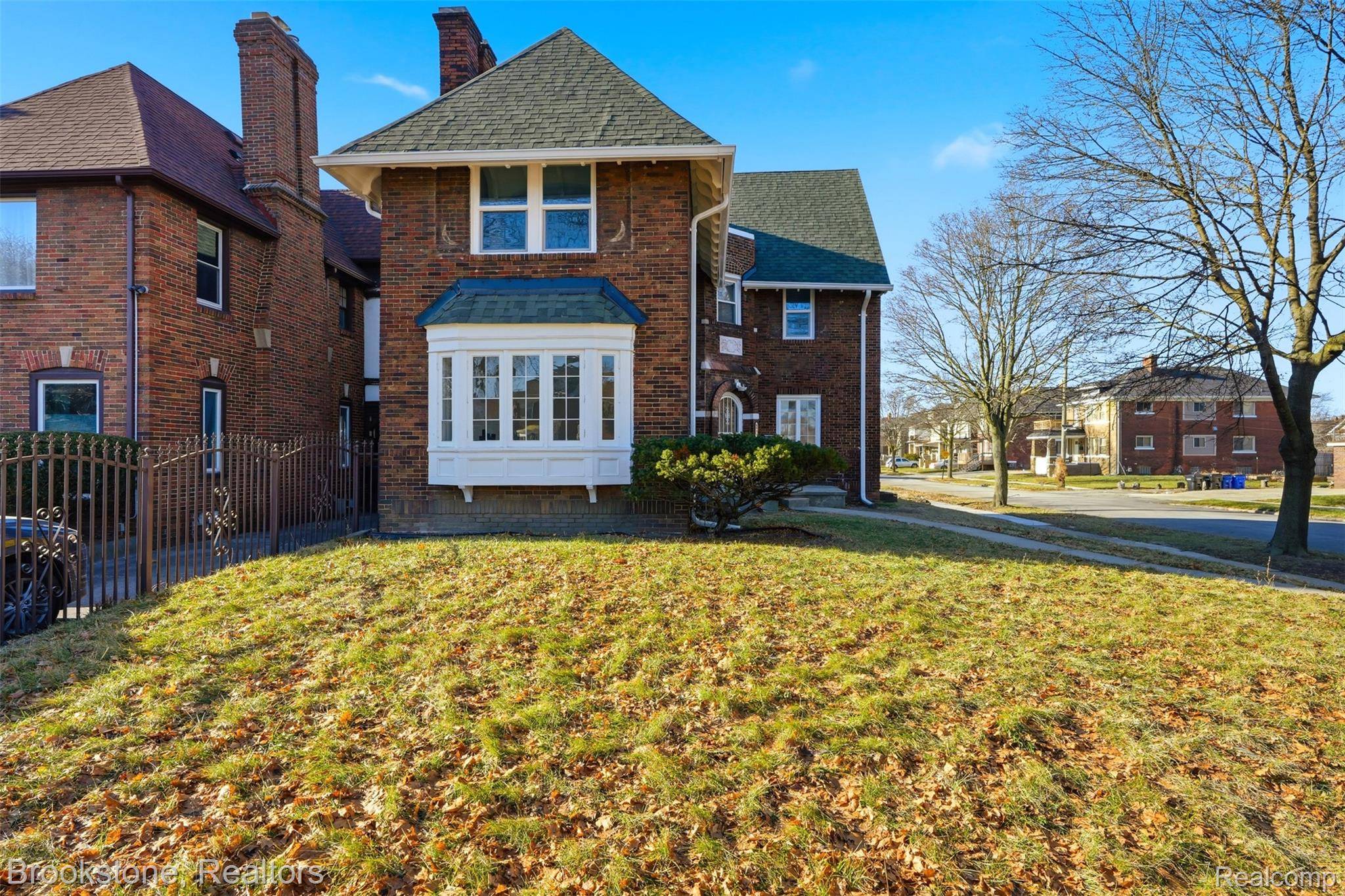 Detroit, MI 48206,8951 La Salle BLVD