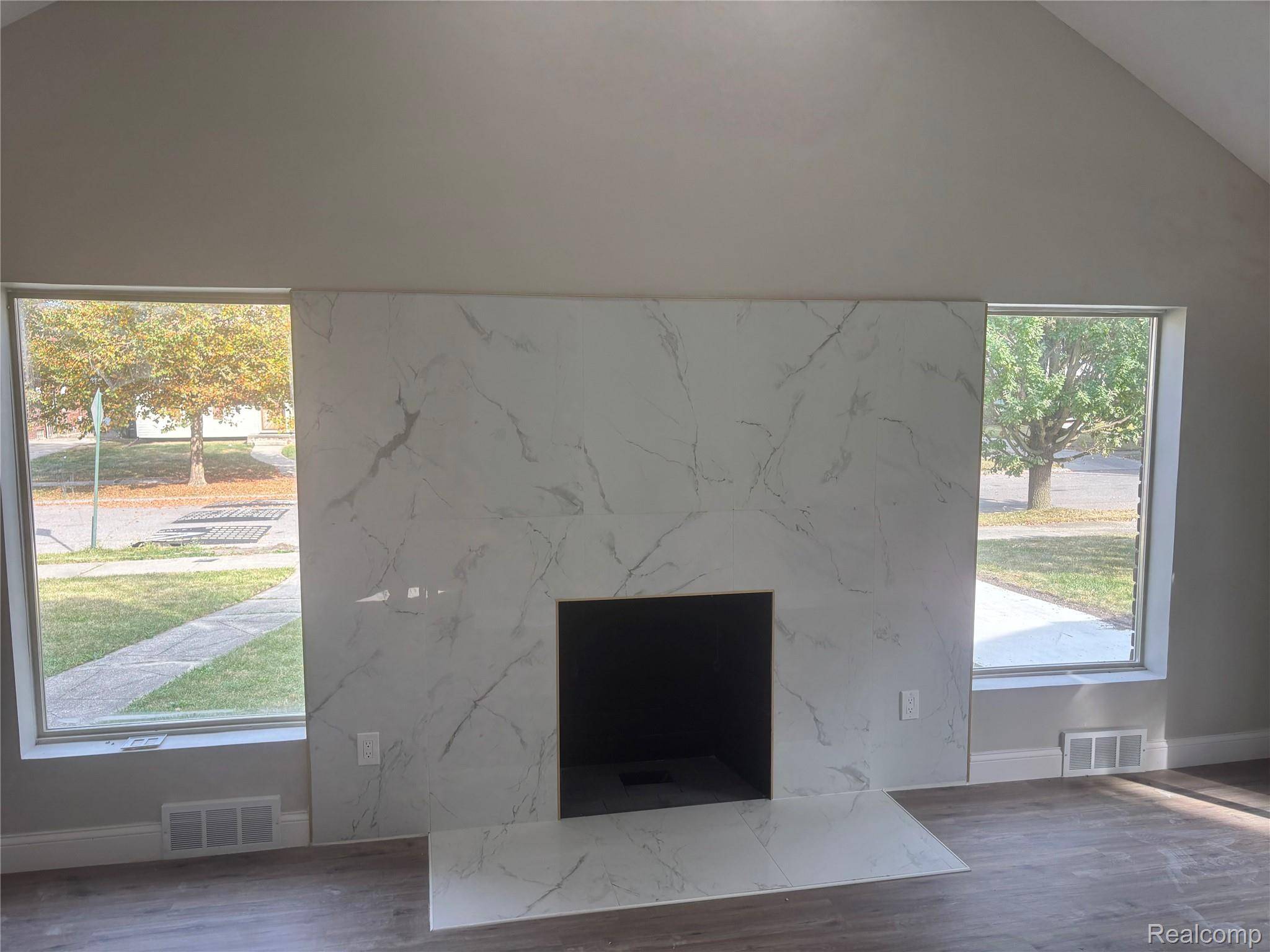 Detroit, MI 48219,17541 Annchester RD