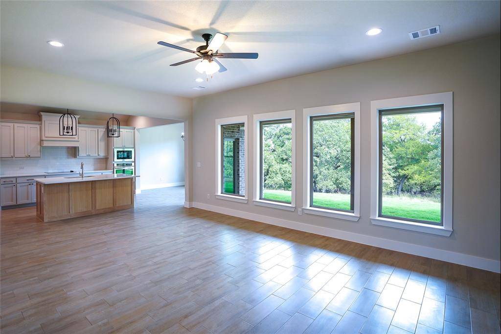 Springtown, TX 76082,9020 Valley Oak Court