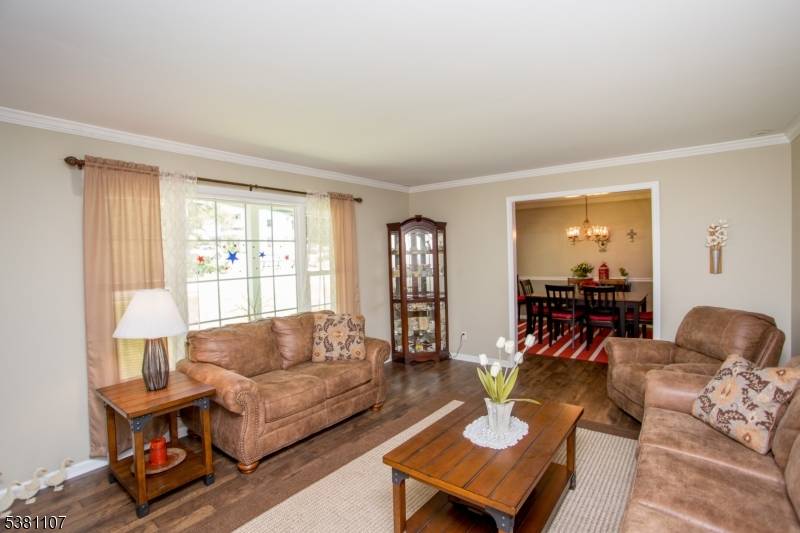 Stockton Boro, NJ 08559,36 S Main St