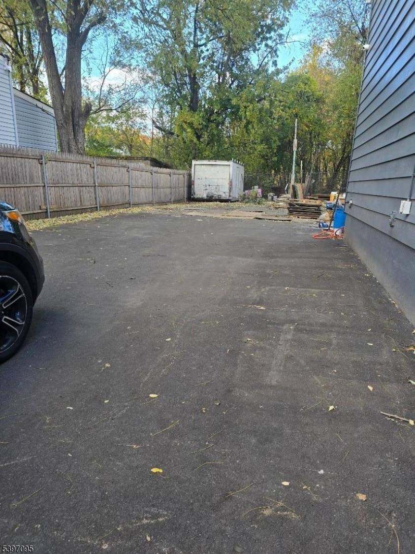 Paterson City, NJ 07522,213 N 1St St