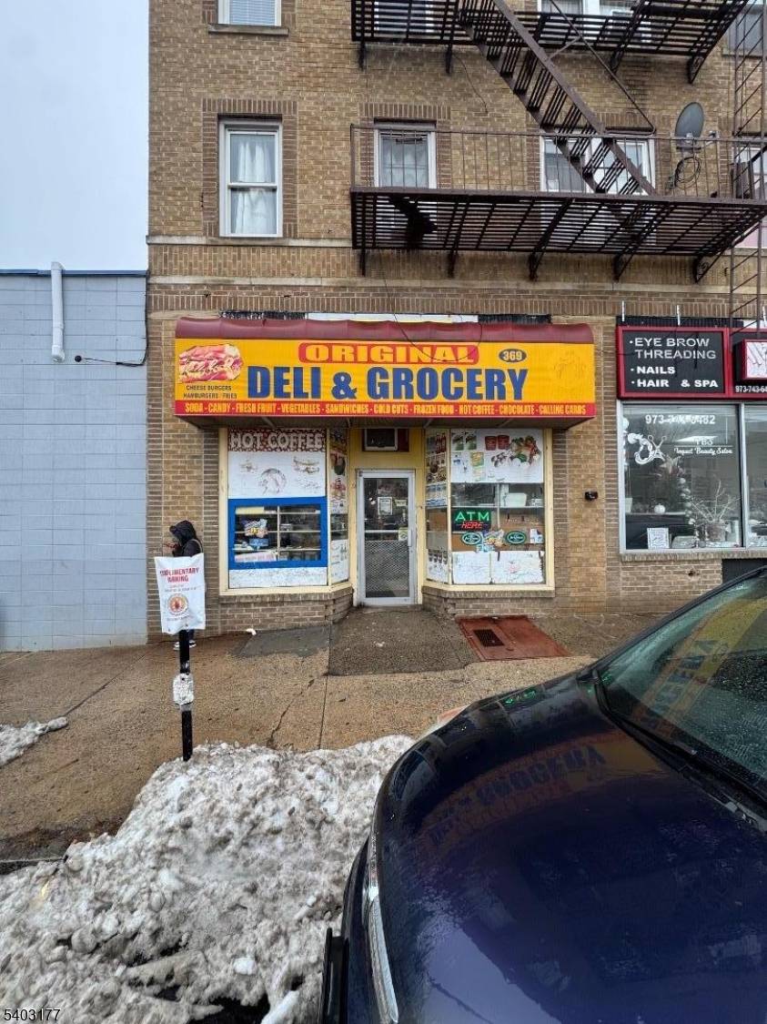 Bloomfield Twp., NJ 07003,369 Bloomfield Avenue