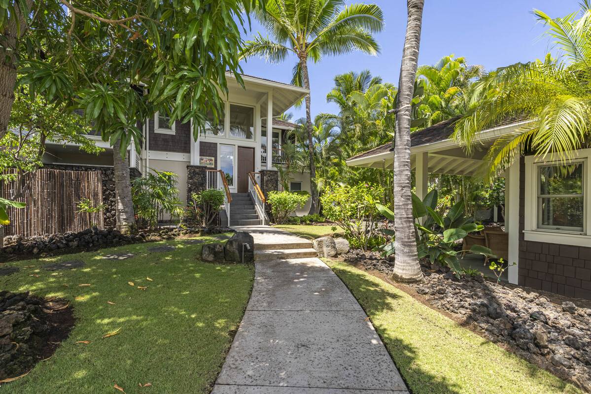 Kailua-kona, HI 96740,73-4870 Mai`a Loop #19