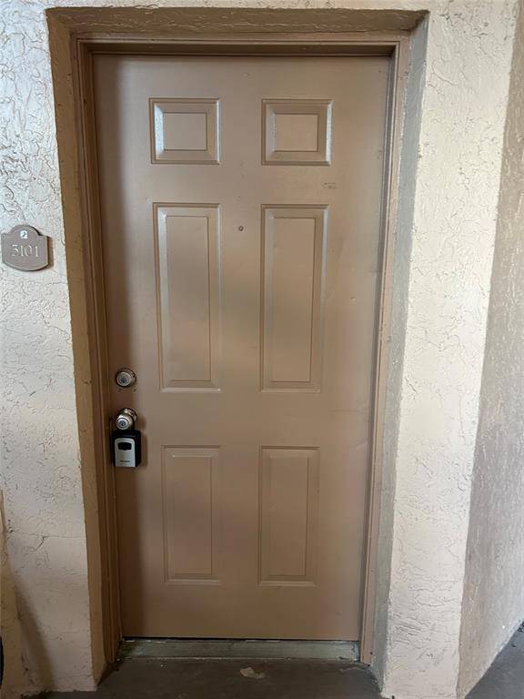 Davie, FL 33328,2866 S University Dr #5101