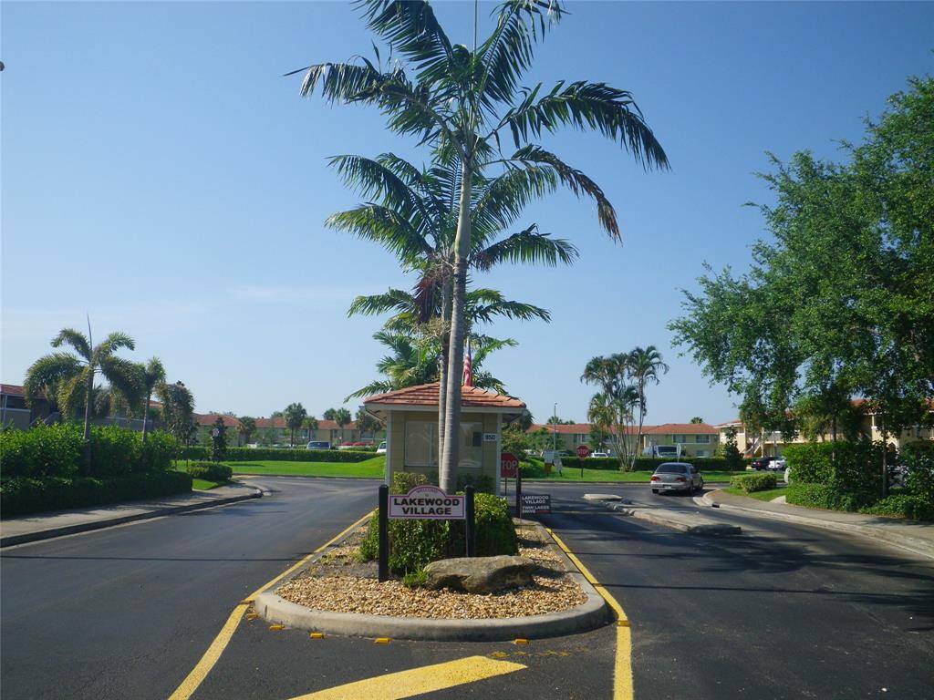 Coral Springs, FL 33071,10155 Twin Lakes Dr #10155