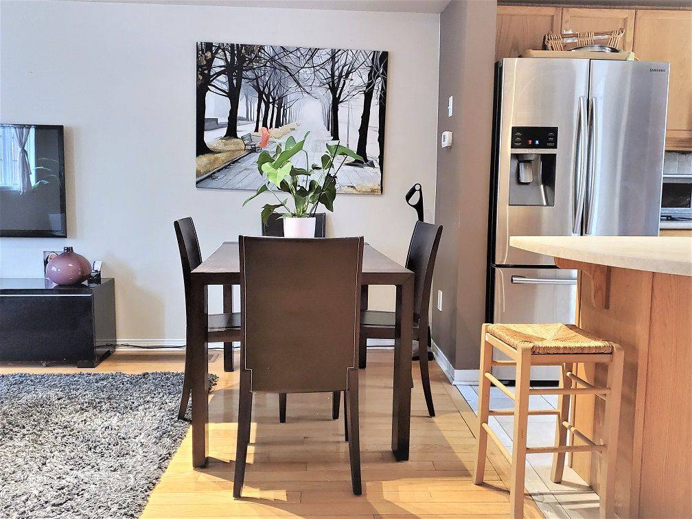 Toronto W06, ON M8V 4E2,161 Twelfth ST #3