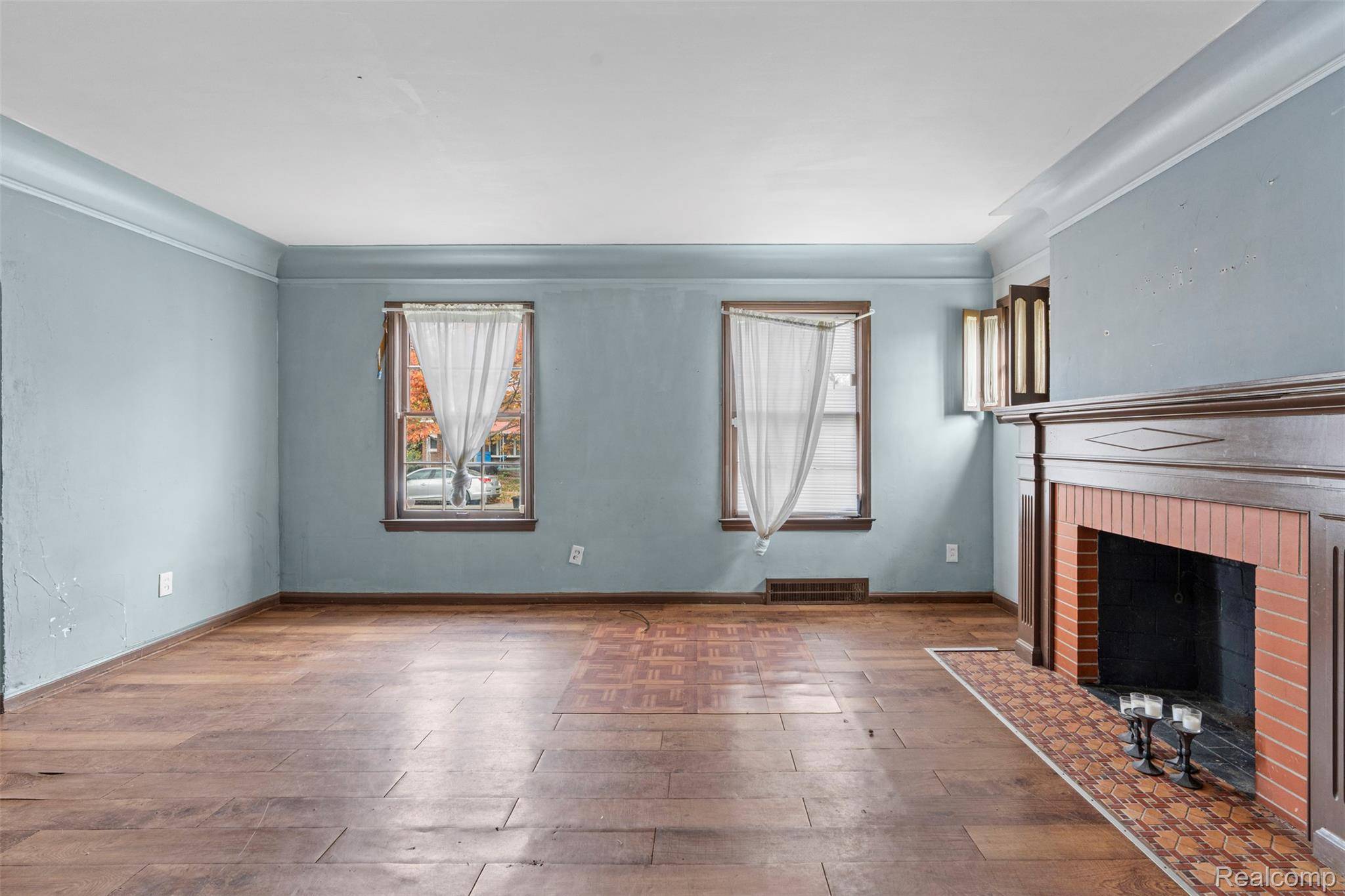 Detroit, MI 48205,15082 Hazelridge ST