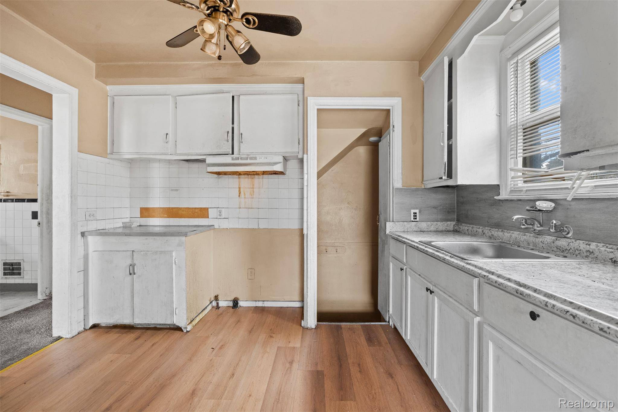 Detroit, MI 48205,14000 Bringard DR