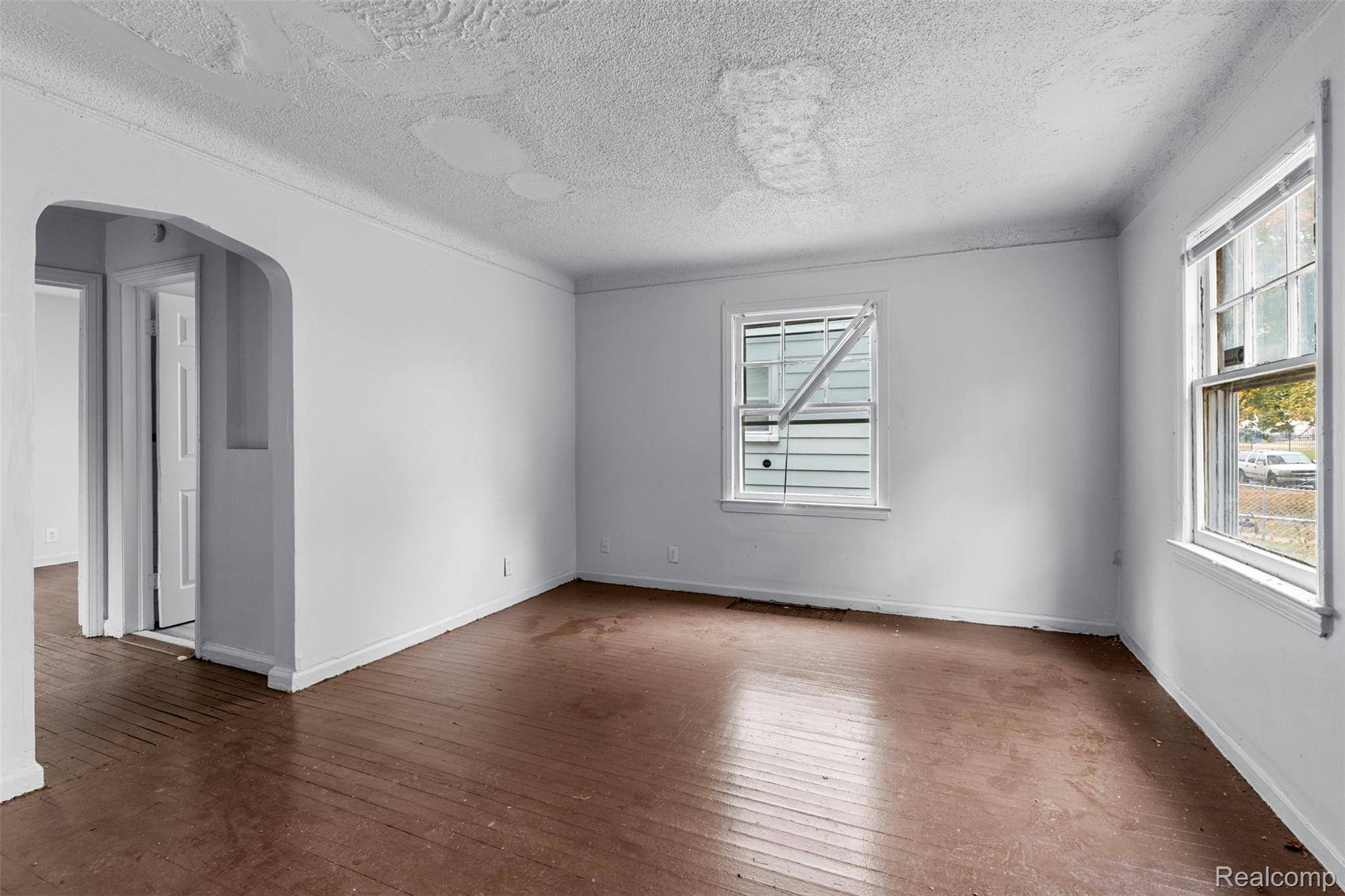 Detroit, MI 48227,15757 Mark Twain ST