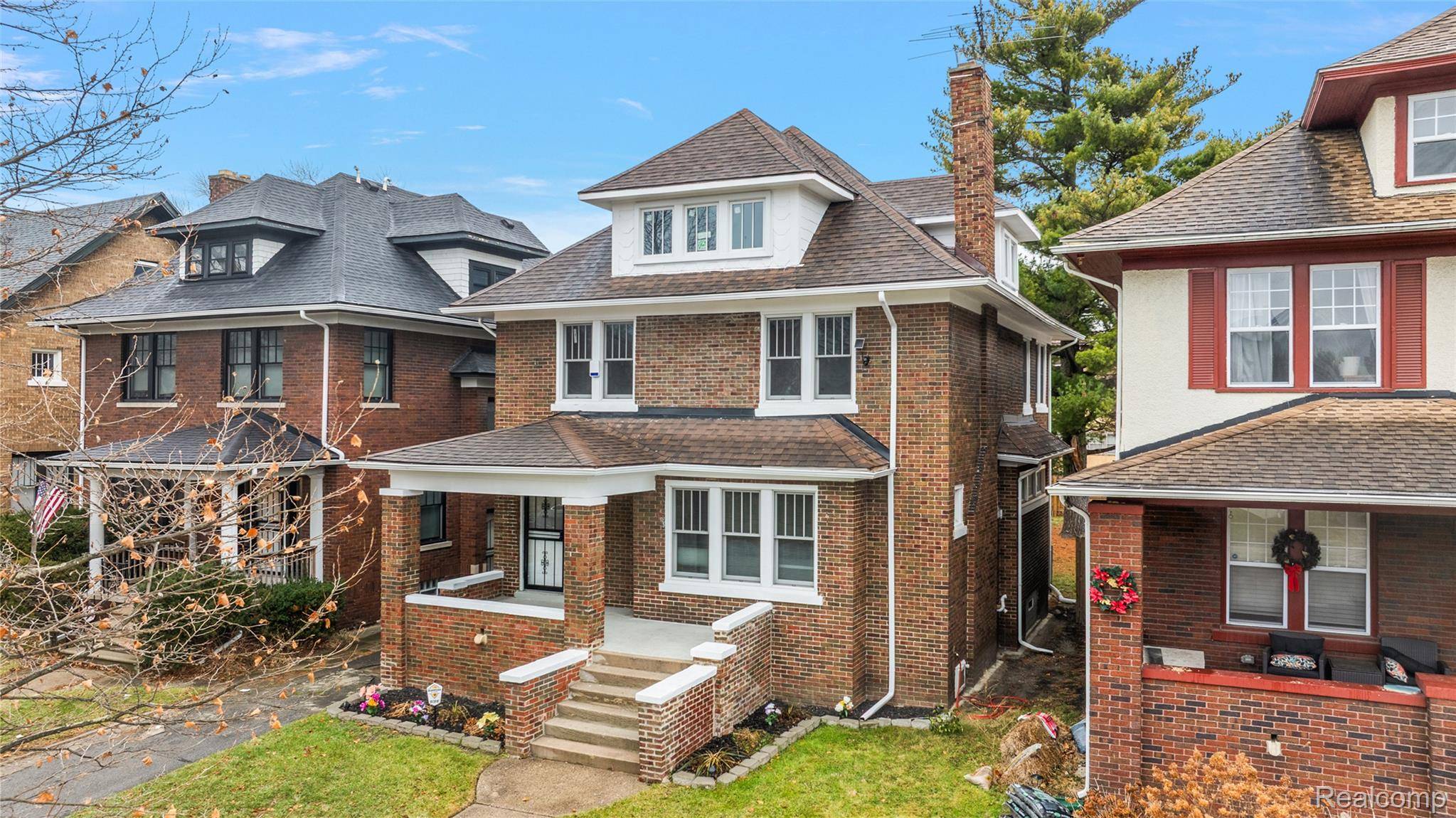 Detroit, MI 48206,1667 Edison ST