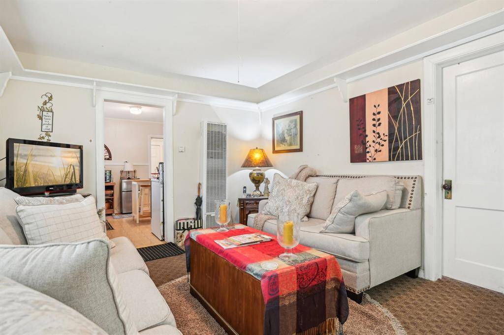 Fort Worth, TX 76111,2509 Bird Street