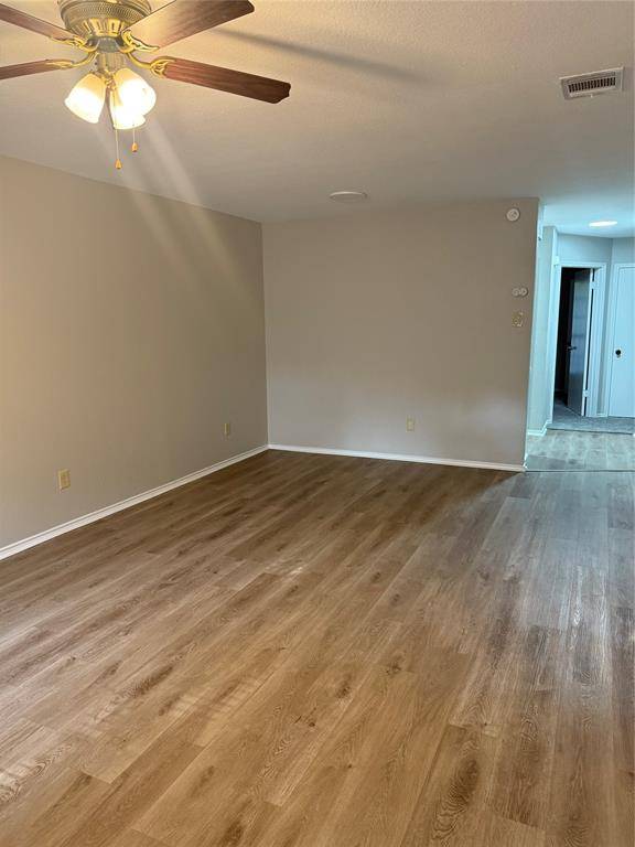 Kaufman, TX 75142,304 E Hickory Street #A