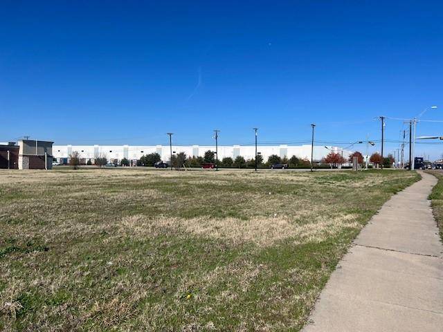 Lancaster, TX 75134,2600 W Wintergreen Road